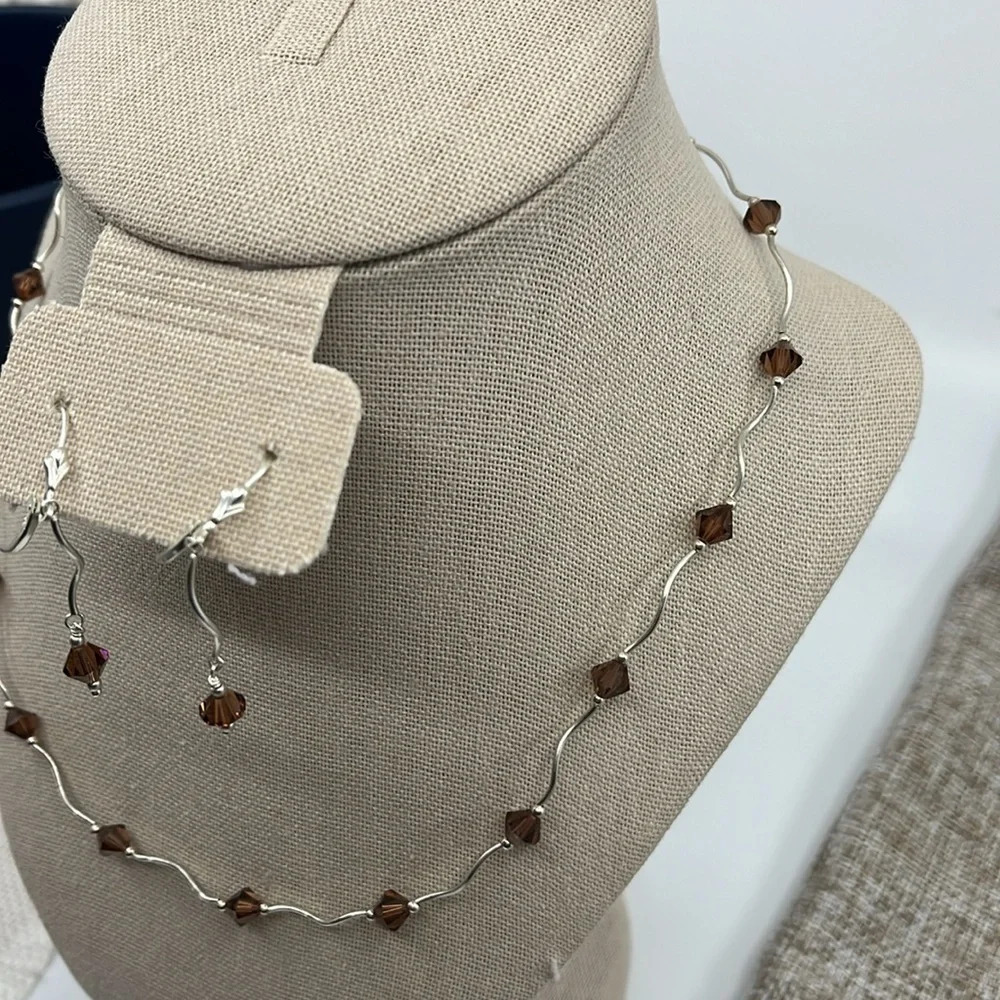 Sterling silver adjustable 16-18 necklace with matching earrings - Picture 4 of 12